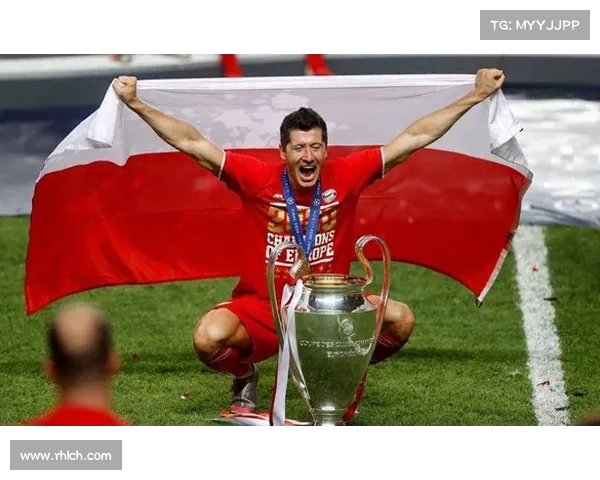 全面梳理莱万多夫斯基崛起历程的追溯性深度观察与成长解析全景篇 全面梳理莱万多夫斯基崛起历程的追溯性深度观察与成长解析全景篇